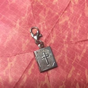 ✨BRAND NEW✨ Silver Bible Charm/Locket